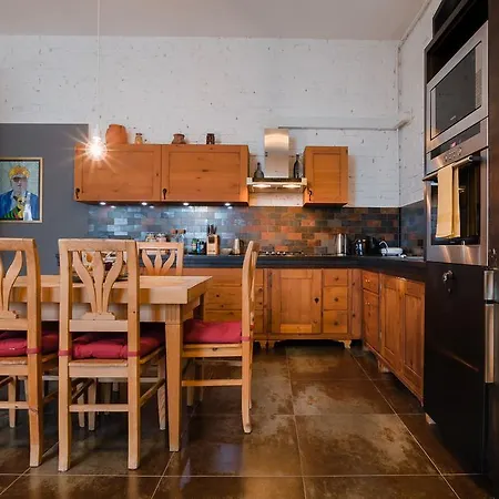 Apartment Cozy Loft At Opera