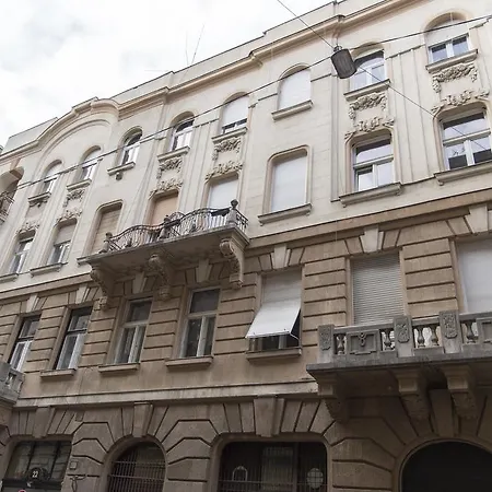 Cozy Loft At Opera *