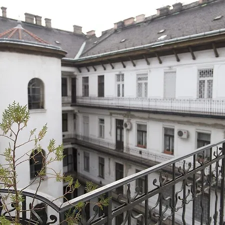 Cozy Loft At Opera *