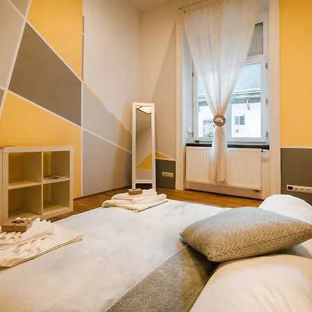 Cozy Loft At Opera *